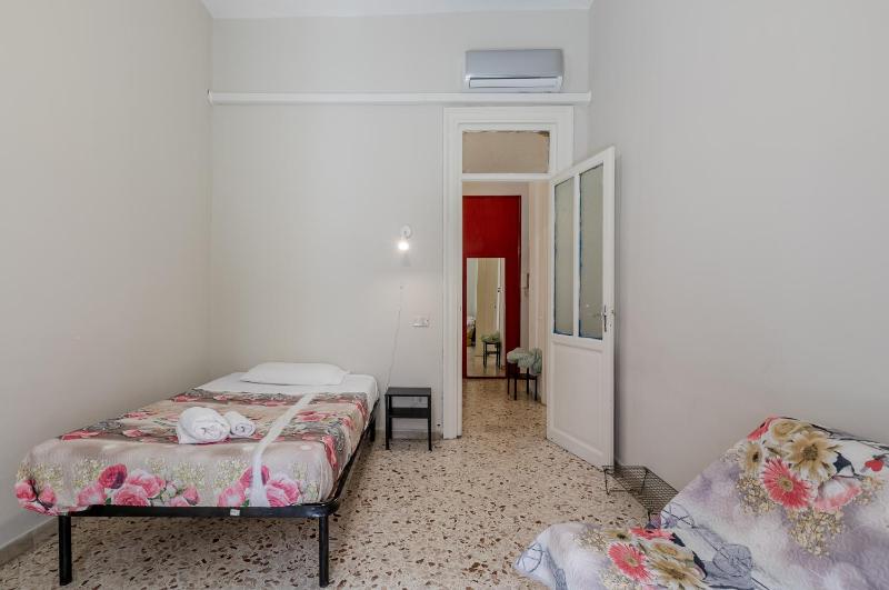 GuestHost - Palermo Central Apartment - image 4