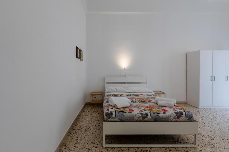 GuestHost - Palermo Central Apartment - image 9