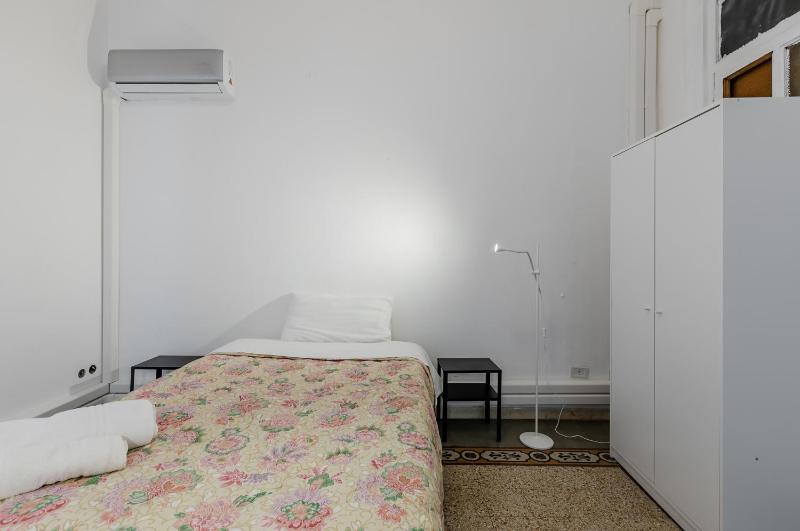 GuestHost - Palermo Central Apartment - image 5