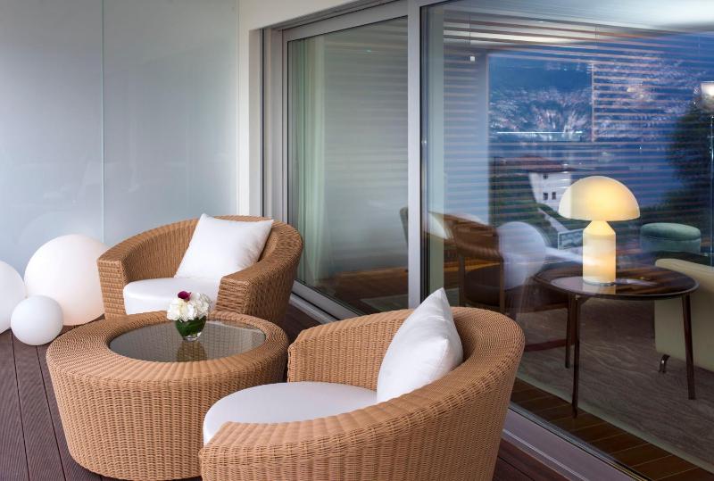 Classic Junior Suite with Balcony image 2