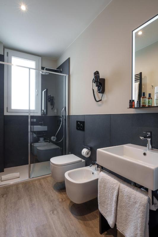 Vi Suites - image 7