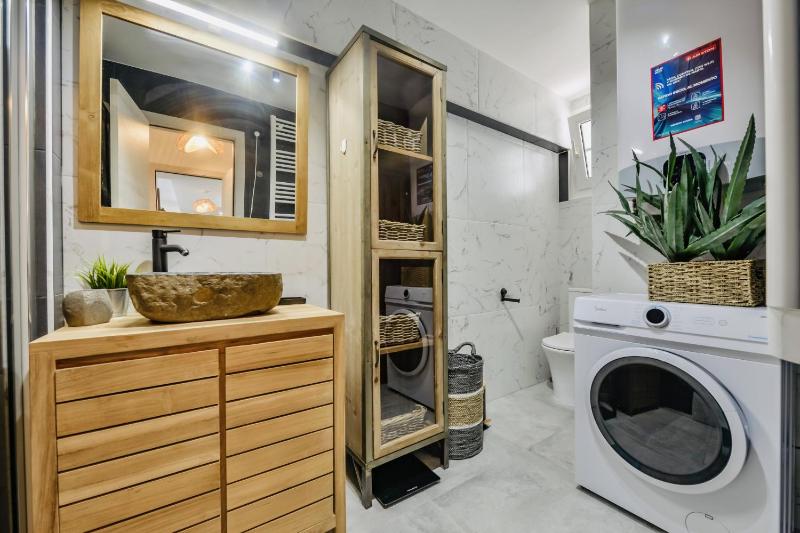 Luxury Apartment Seaside Bay - image 29