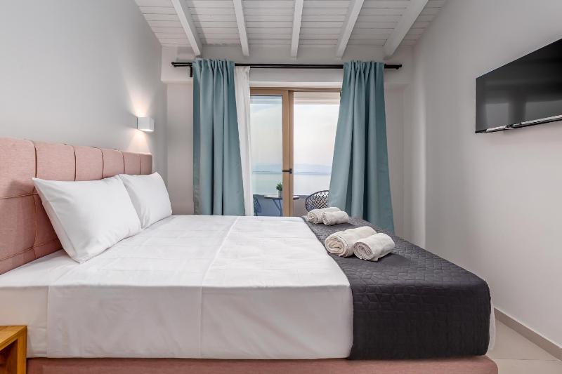 Junior Suite with Sea View image 1