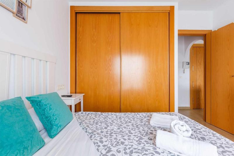 A&N Beach Walk Couples Retreat Torre del Mar - image 20