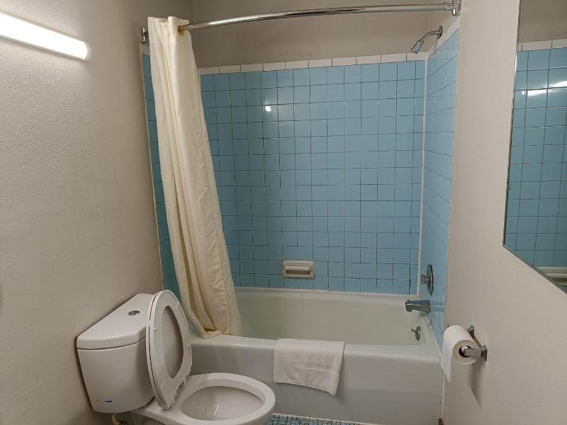 Efficiency Room image 3