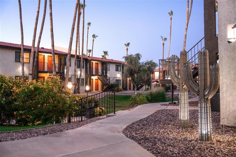 204 Fully Furnished 1BR Suite-Prime Location - image 22