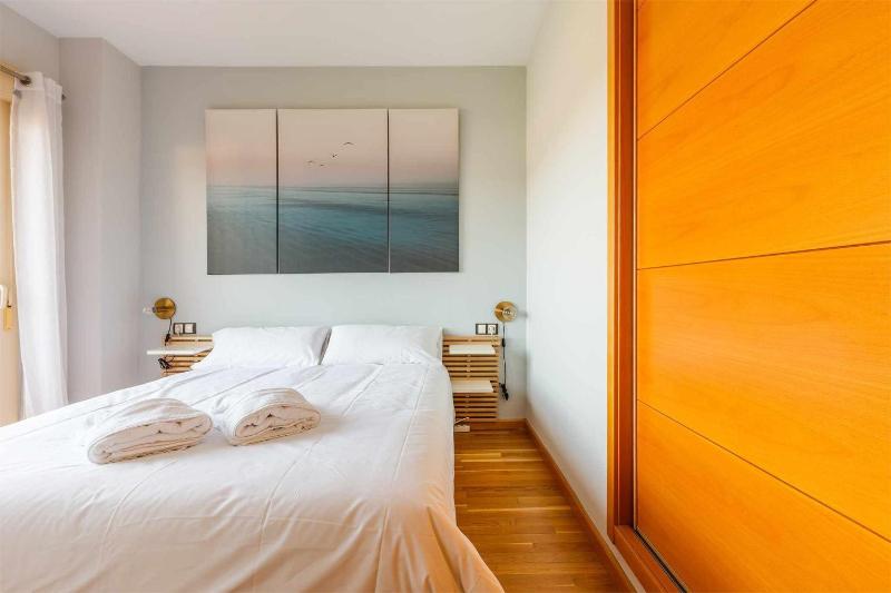 A&N Coastal Comfort Apartment with Pool & Parking - image 2