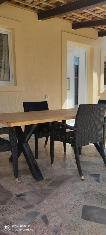 Studio with Balcony image 4