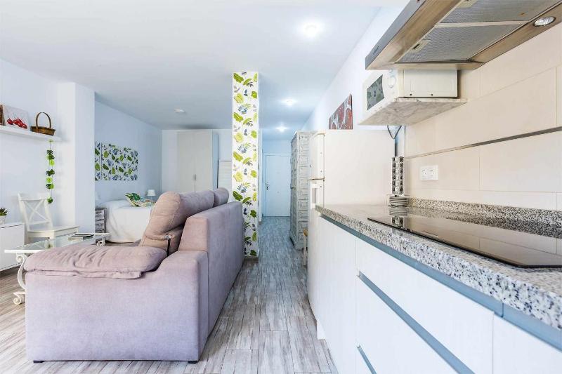 A&N Studio by the Sea Torre del Mar Center - image 17