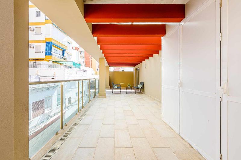 A&N Central Penthouse Terrace Retreat - image 12