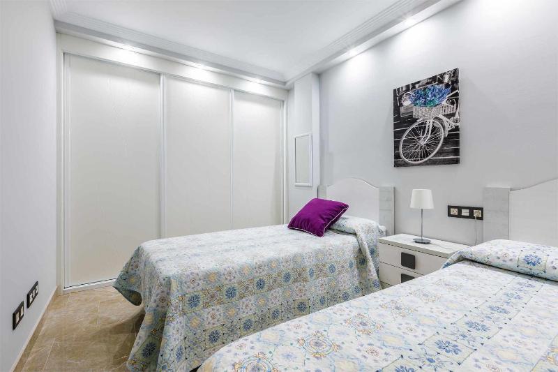 A&N Central Penthouse Terrace Retreat - image 34