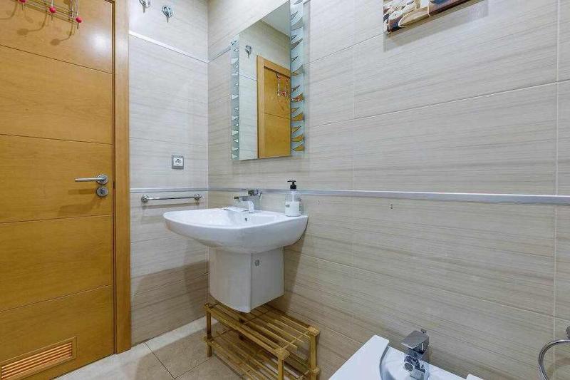 A&N Mediterranean Terrace Apartment with Pool & Parking - image 28