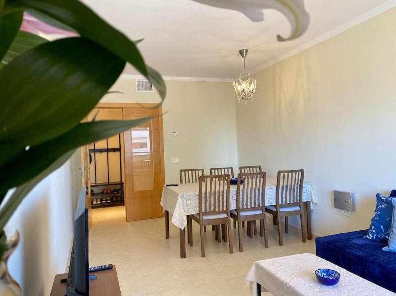 A&N Spacious Family Retreat with Pool & Parking - image 8