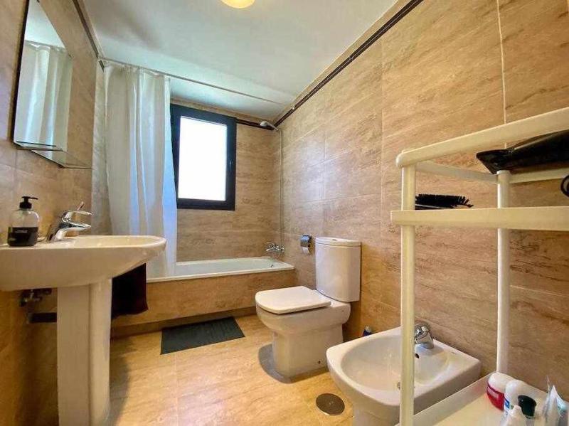A&N Spacious Family Retreat with Pool & Parking - image 29