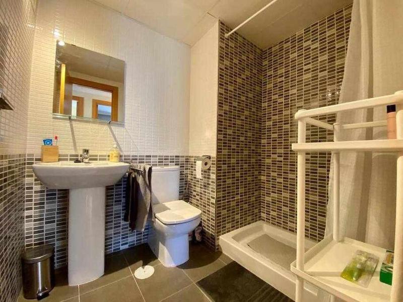 A&N Spacious Family Retreat with Pool & Parking - image 24