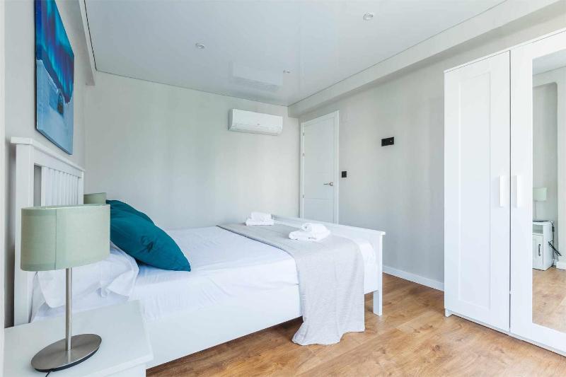 A&N Central Beach Walk Apartment Torre del Mar - image 28