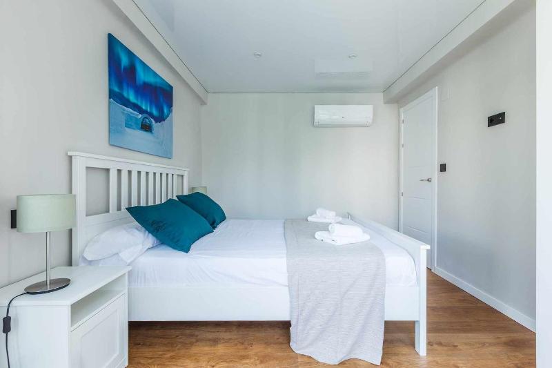 A&N Central Beach Walk Apartment Torre del Mar - image 33