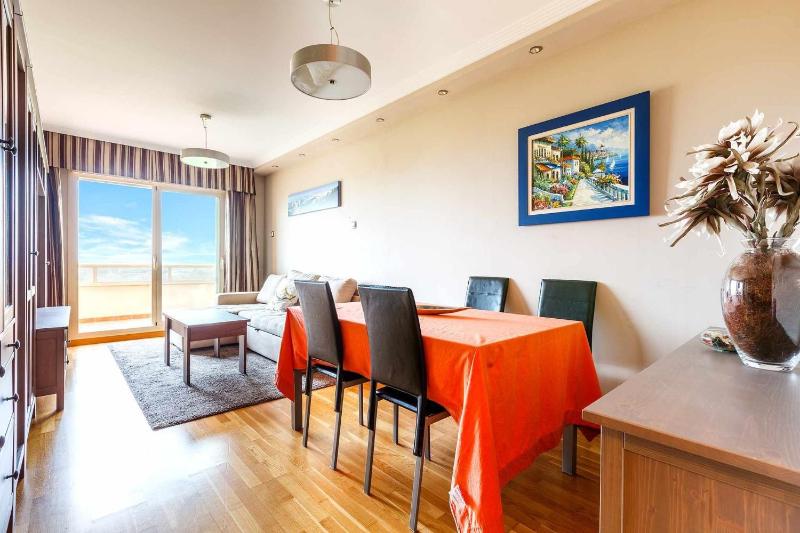 A&N Spacious Family Apartment with Pool & Parking - image 24