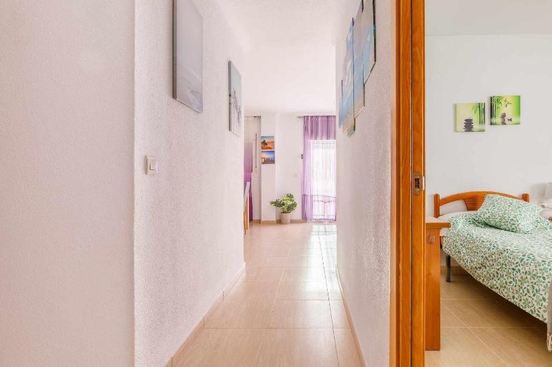A&N Central Beach Walk Apartment with Pool Torre - image 34