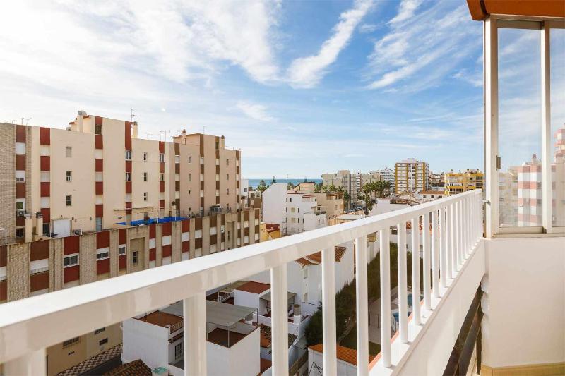 A&N Central Beach Walk Apartment with Pool Torre - image 39