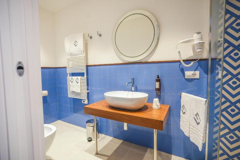 Cafè Latino Suites - image 4