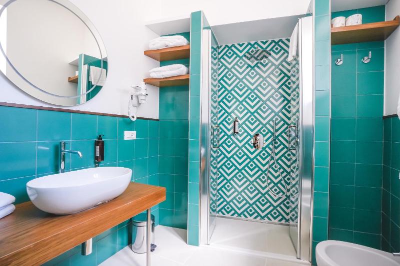 Cafè Latino Suites - image 9