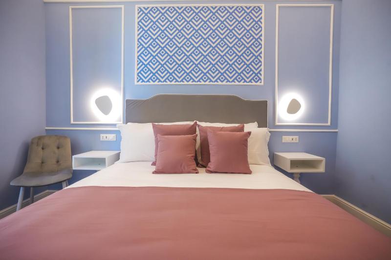 Cafè Latino Suites - image 10