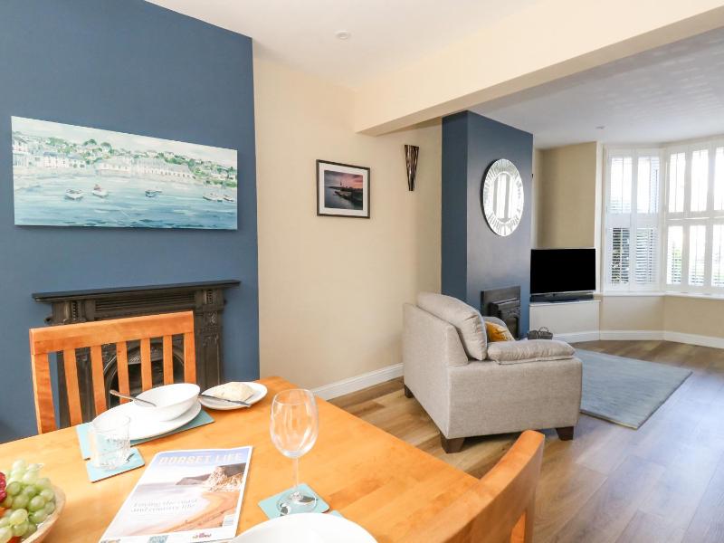 Leo's Place - image 32