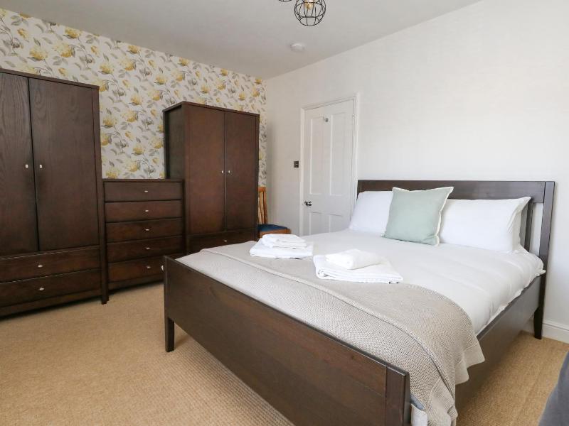 Leo's Place - image 10