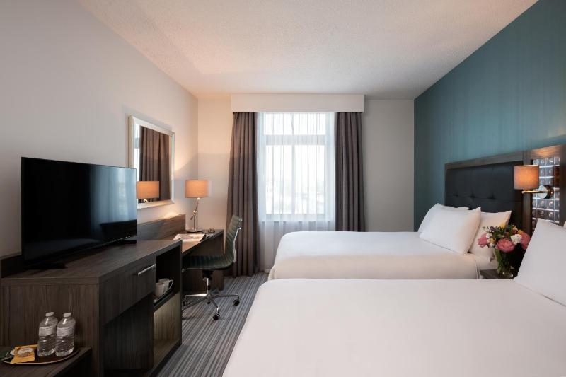 Superior Double or Twin Room image 4