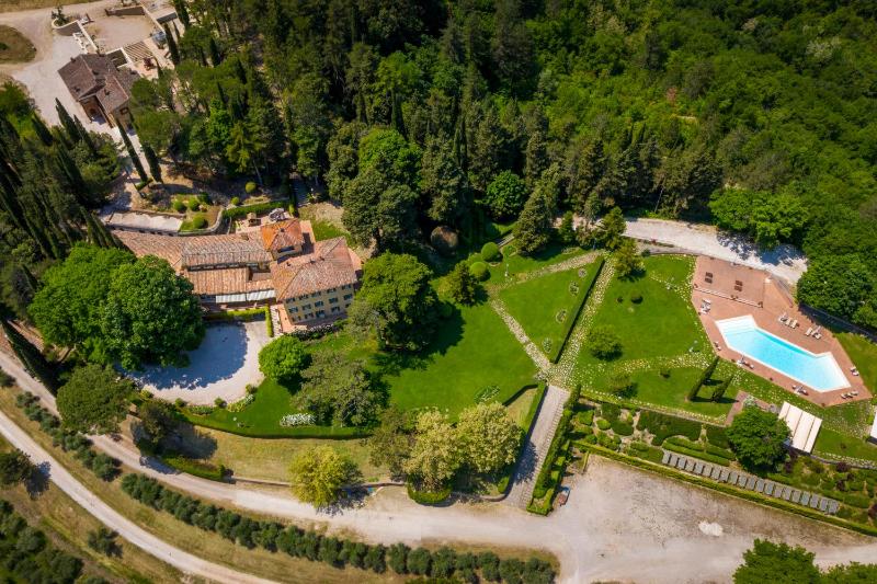 Il Castellaro Country House - image 1