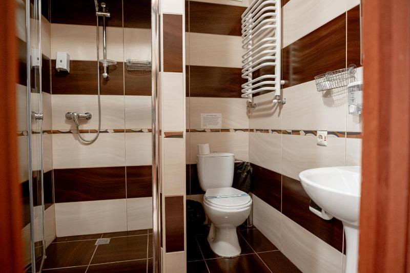 Standard Room image 4