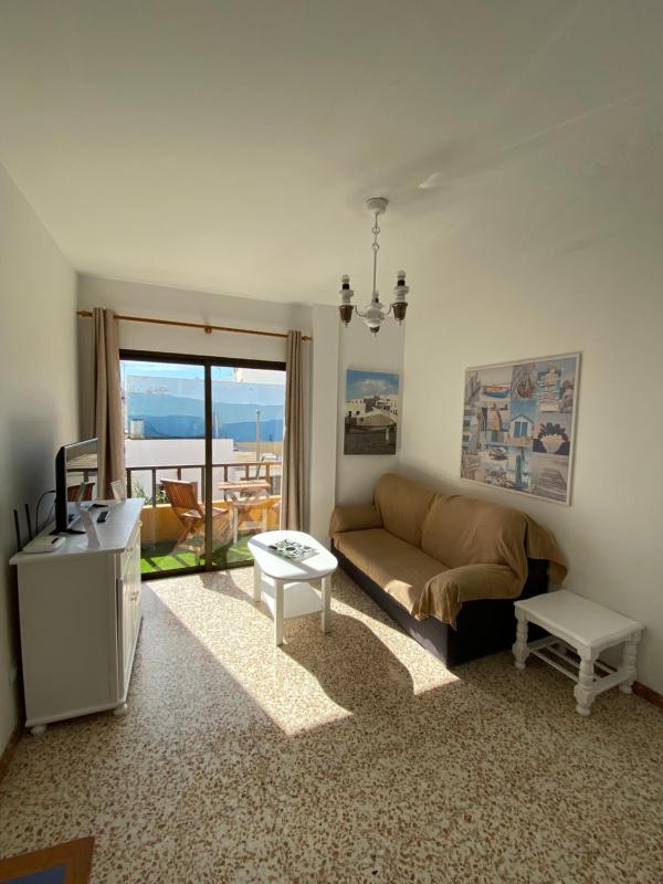 One-Bedroom Apartment image 1