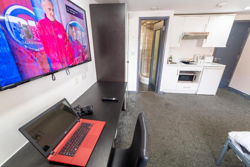 24 Dale Road Studios - image 17