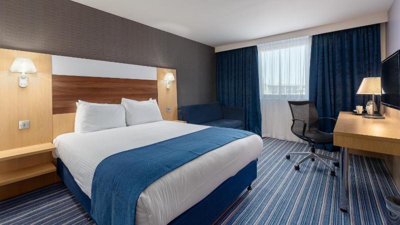 Standard Double Room with Free Hot Breakfast image 3