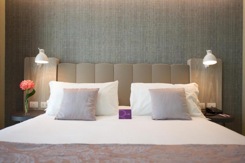 Standard Double Room image 1