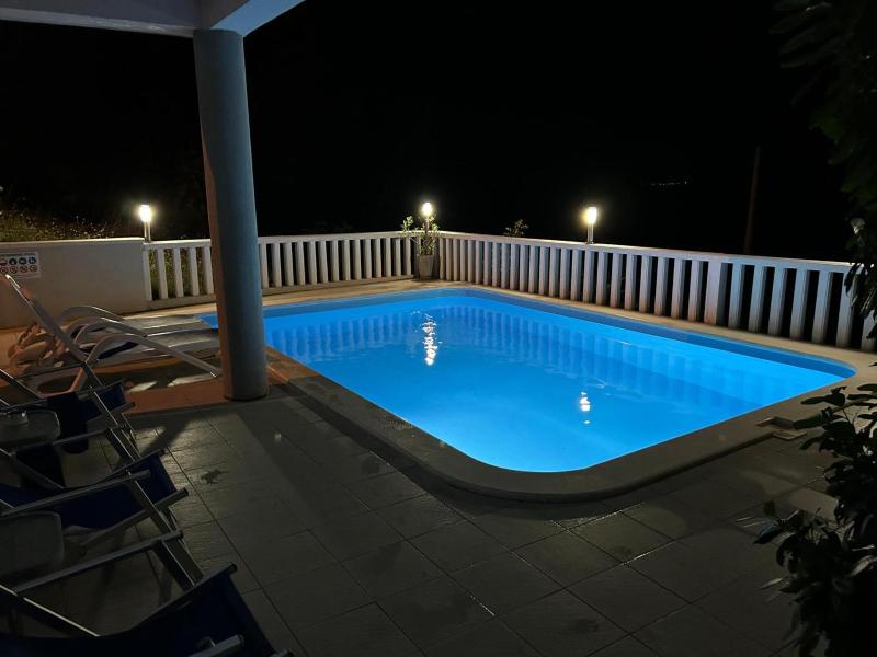 Two-Bedroom Apartment with Balcony and Sea View image 2