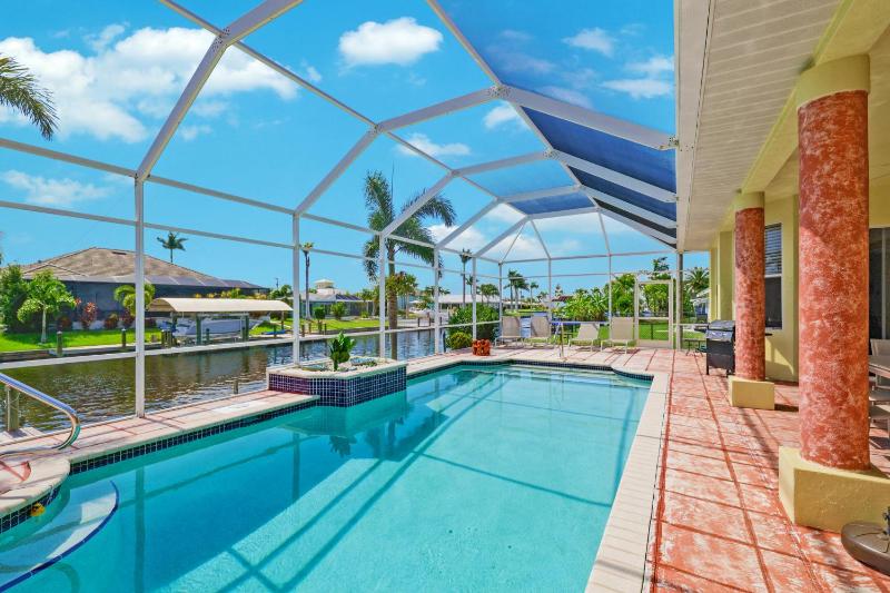 Quiet and relaxing waterfront paradise with direct access to the Gulf of Mexico Villa Just for Sun - image 23