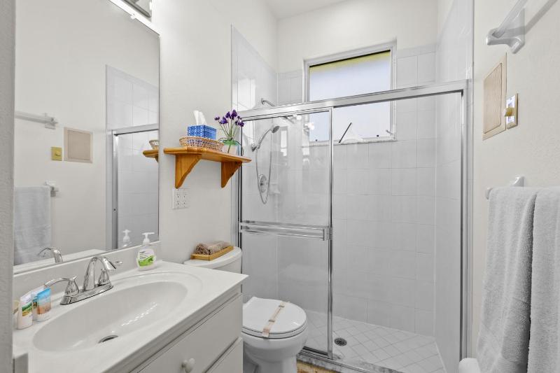Quiet and relaxing waterfront paradise with direct access to the Gulf of Mexico Villa Just for Sun - image 12