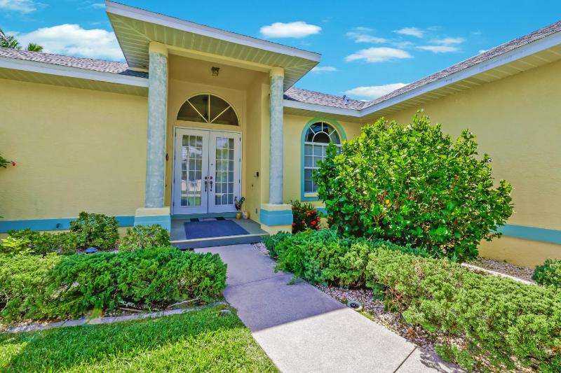 Quiet and relaxing waterfront paradise with direct access to the Gulf of Mexico Villa Just for Sun - image 11