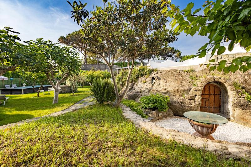 Villa Conchiglia blu con piscina - image 12