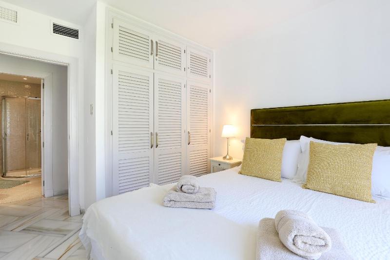 Elviria del Sol ground floor apartment - image 6