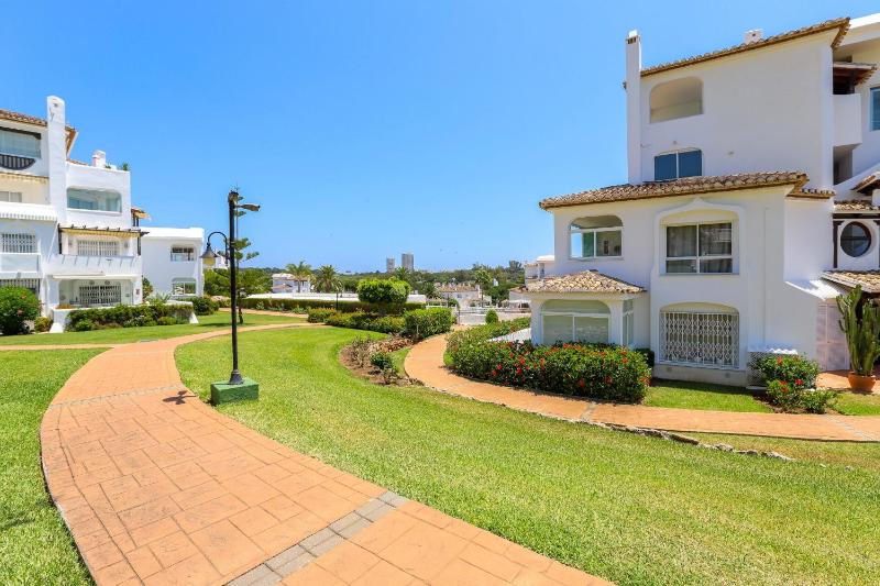 Elviria del Sol ground floor apartment - image 3