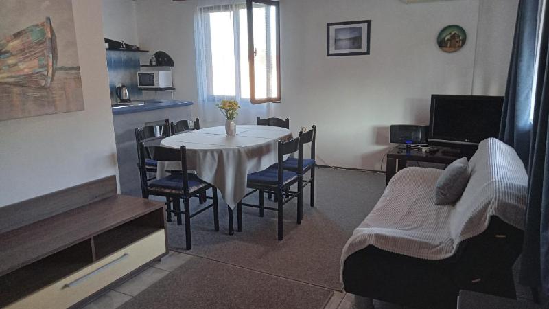 Two-Bedroom Apartment with Terrace image 1