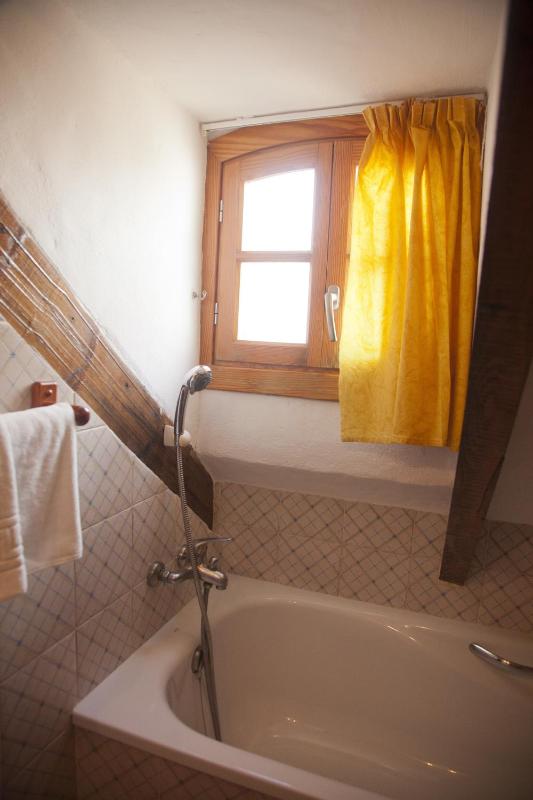 Budget Double Room image 3