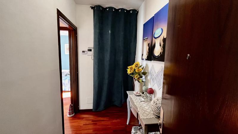 Casanova Room - image 10