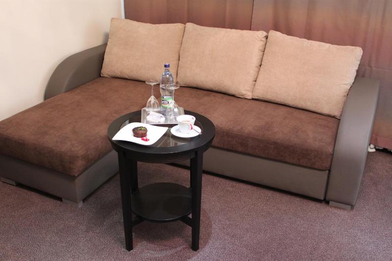 Deluxe Double Room with Shower image 2