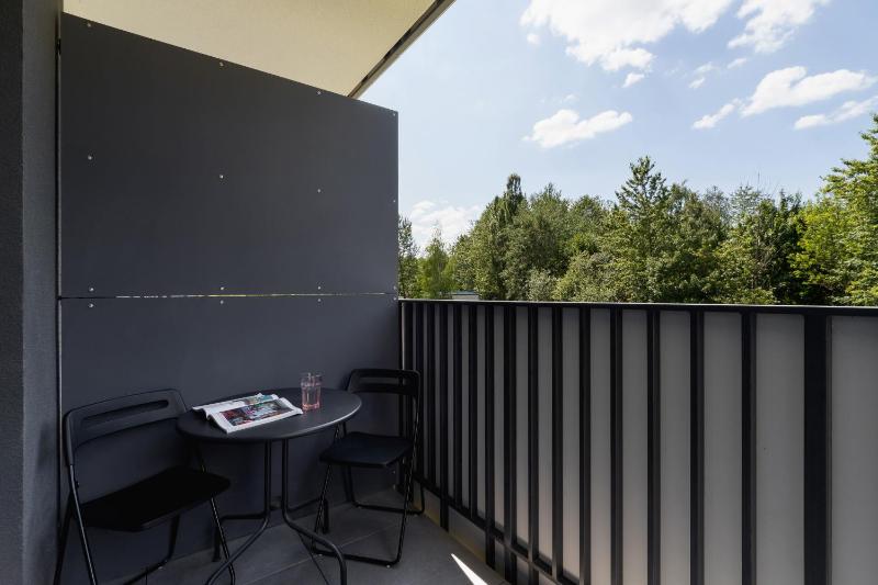 Ceglana Park Bright Studio Balcony & Parking Katowice by Noclegi Renters - image 42