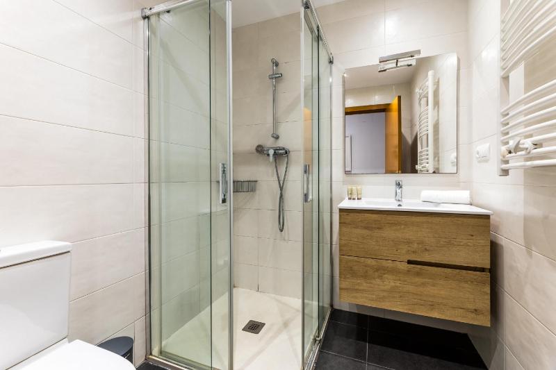 SOUL SUITE by Sweet Home SS Rentals PARKING INCL - image 12