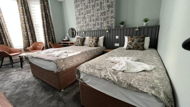 Triple Room image 4